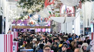 Alabama holiday shoppers expected to spend $12.4B; national spending could rise as much as 5%