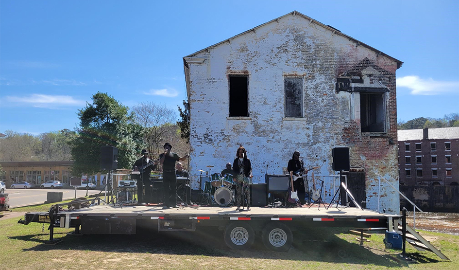Λάβετε μέρος στην έκθεση αυτοκινήτου του Prattville