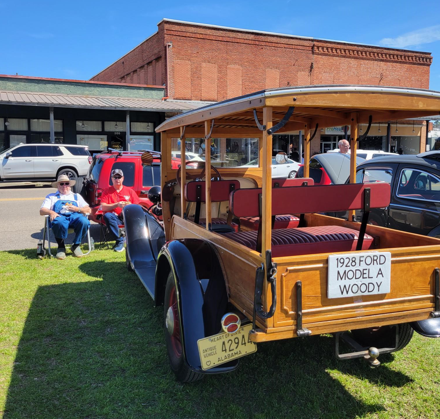Λάβετε μέρος στην έκθεση αυτοκινήτου του Prattville