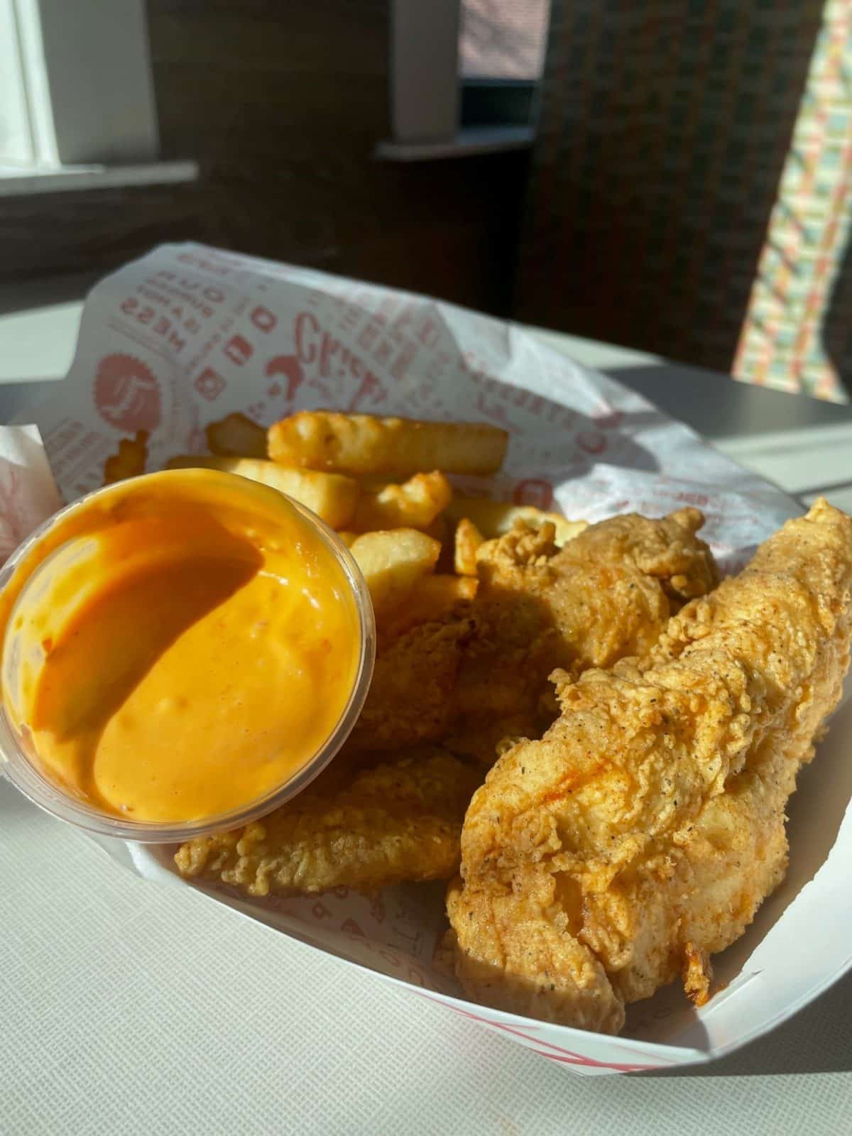 6 Alabama fast food, chicken finger sauces Which one's the best